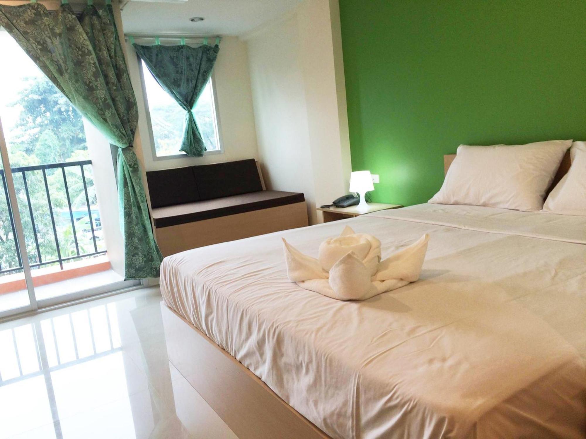 Sixty Star Love Place Hotel Bangkok Exterior photo